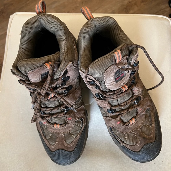 Redhead Women’s Hiking Boots Size 9.5 - Brown and Khaki - Picture 5 of 6